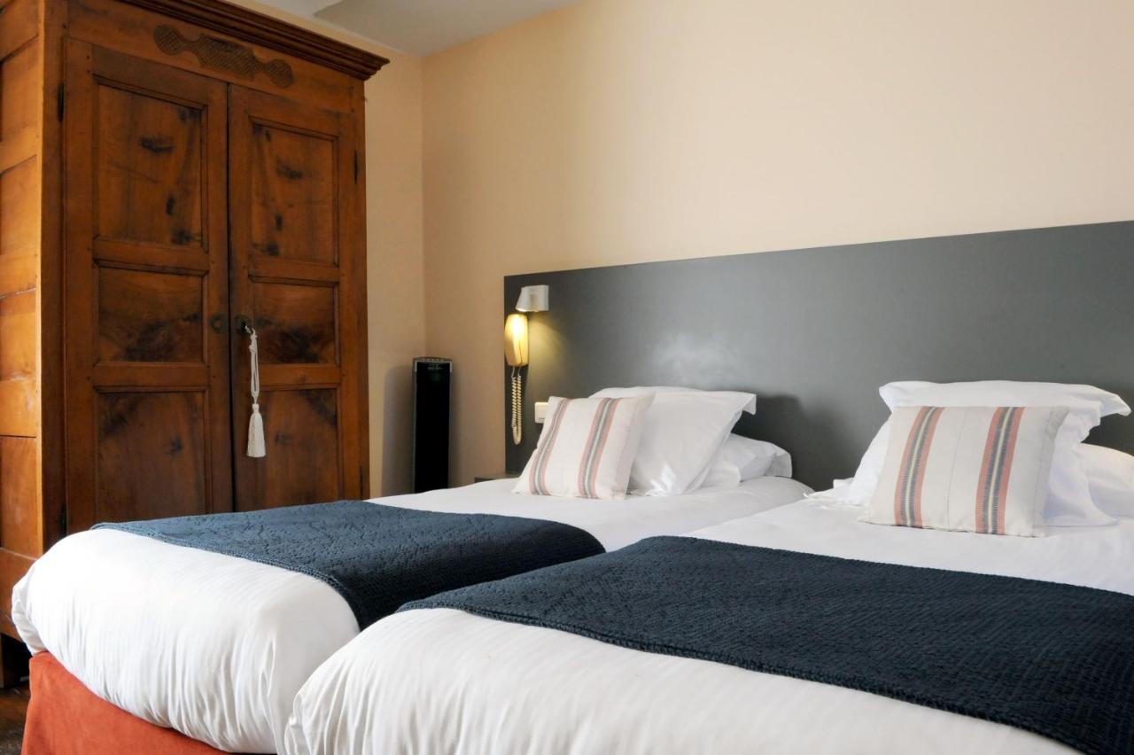 Logis Du Chene Hotel
